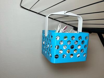 Basket with hanger for clothespins - Small