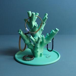 Jewelry holder “echinata coral”