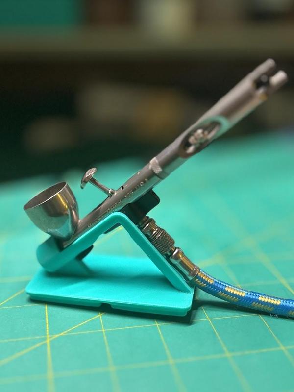 Badger Patriot Xtreme 105 Airbrush Holder