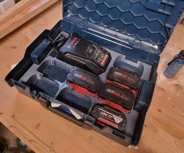 Battery and charger holder for L-Boxx BOSCH 18V 8Ah