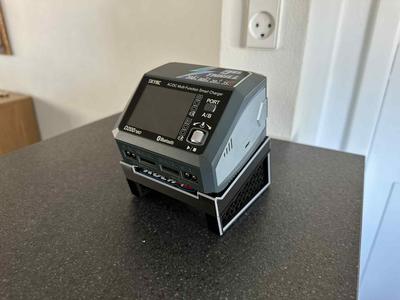 Skyrc dual charger stand