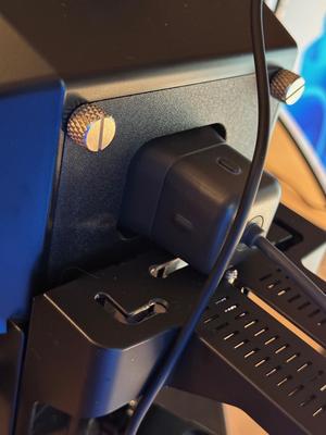 Elgato Prompter - Logitech Streamcam Adaptor (fixed)