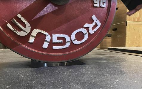Deadlift jacks for calibrated plates (steel and bumper)