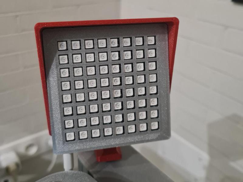 iFlag case with universal fixation system