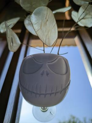 Skellington suction cup pot