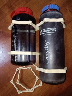 Water bottle anti roll V2