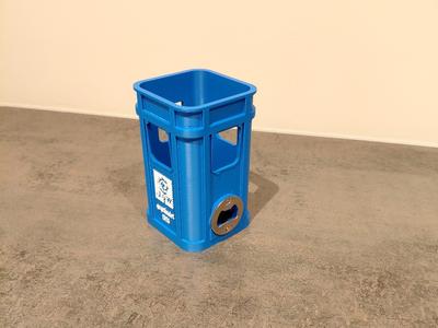Single-Bottle Beer Carrier with Opener