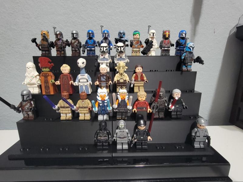 Improved Taller Minifigures Stand