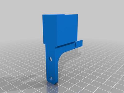 Screwed inlet funnel for front-mounted roller shutters
