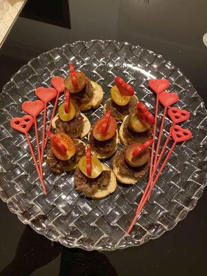 Valentine's Day: Breakfast In Bed Kit
