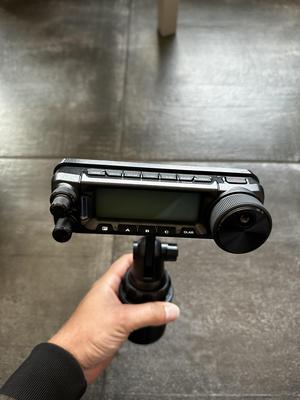 Yaesu ft-891 Mountbracket for Swivel or Car dashboard