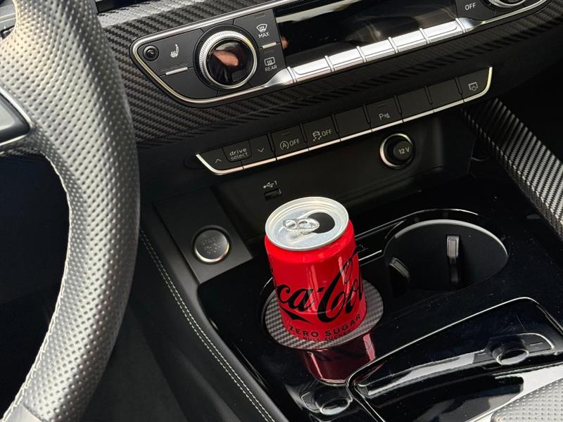 2-in-1 Drink Can Adapter Red Bull/Coca-Cola