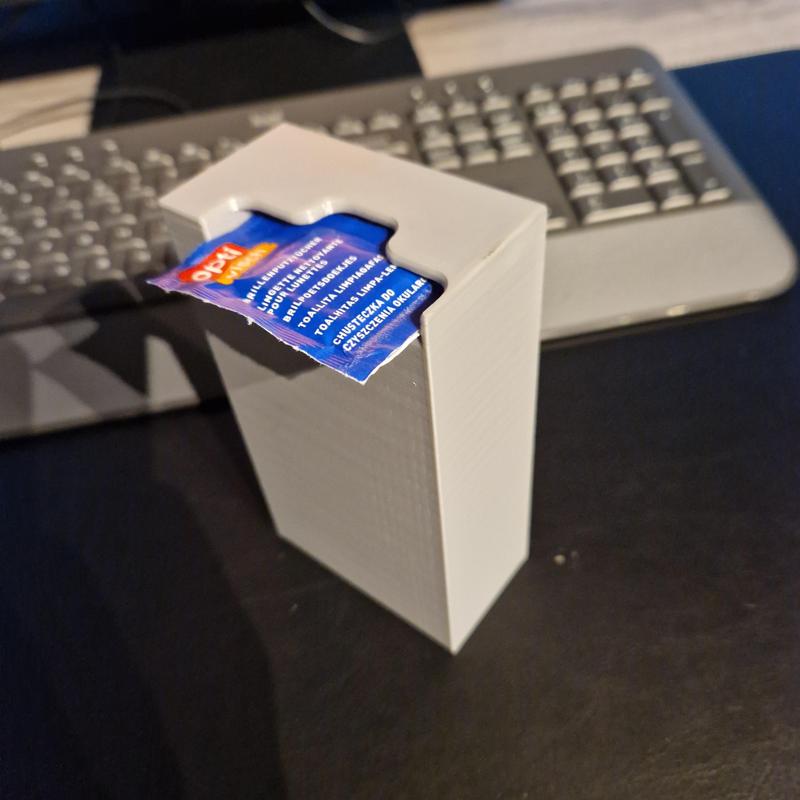 cleaning wipes storage