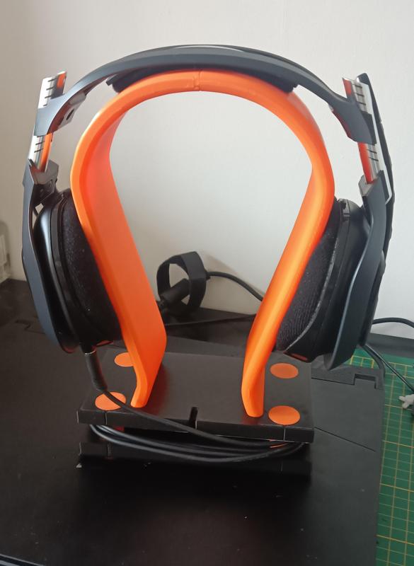 Design headset holder