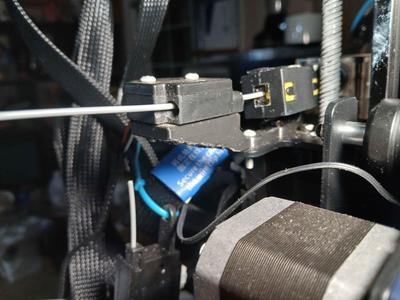 Sensor Holder with Oiler Stabilizer