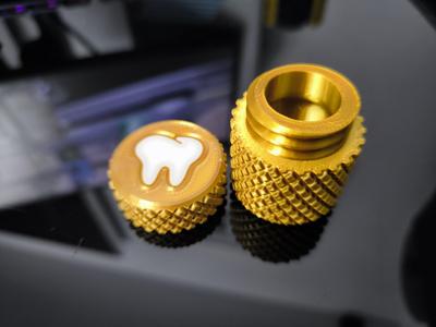 Knurled Container Tooth Edition