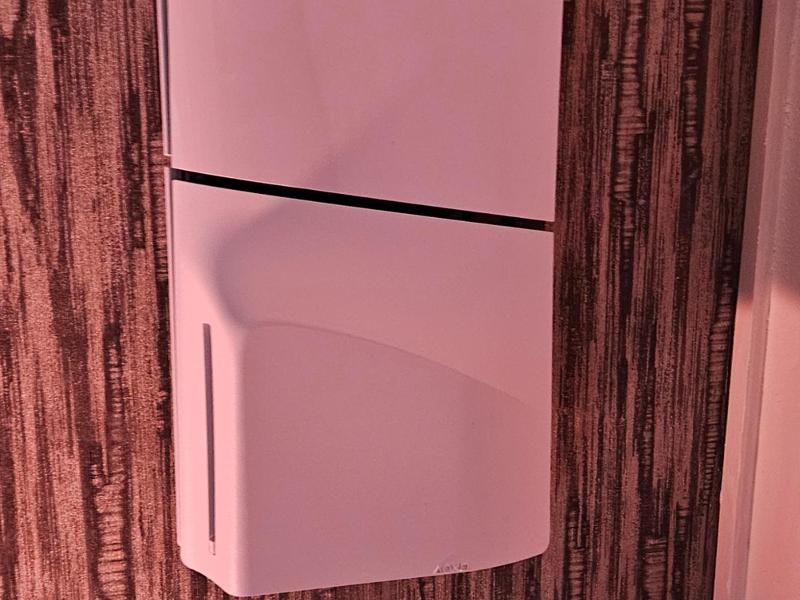 Playstation 5 Slim Disc Invisible Wall Mount