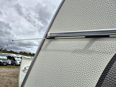 Verschiedene Windspielhalter Kederleiste