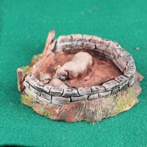 3 Pig Pens 28mm