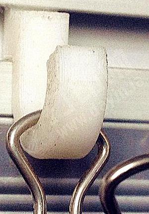 Desk hook