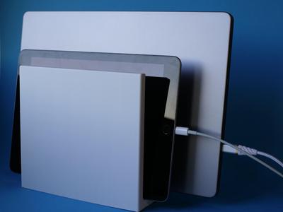 Minimalistic iPad/Tablet/Laptop Holder