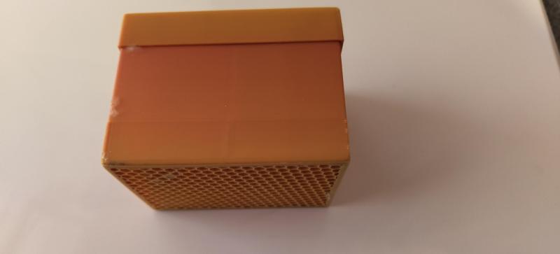 Travel cases for shampoo and conditioner bars