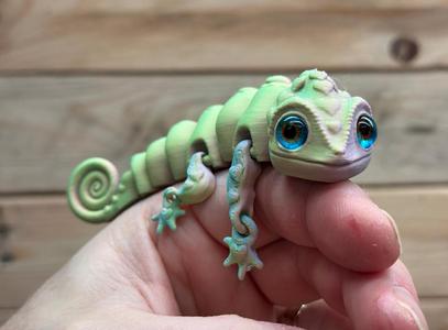 Chameleon (Glass Eyes)