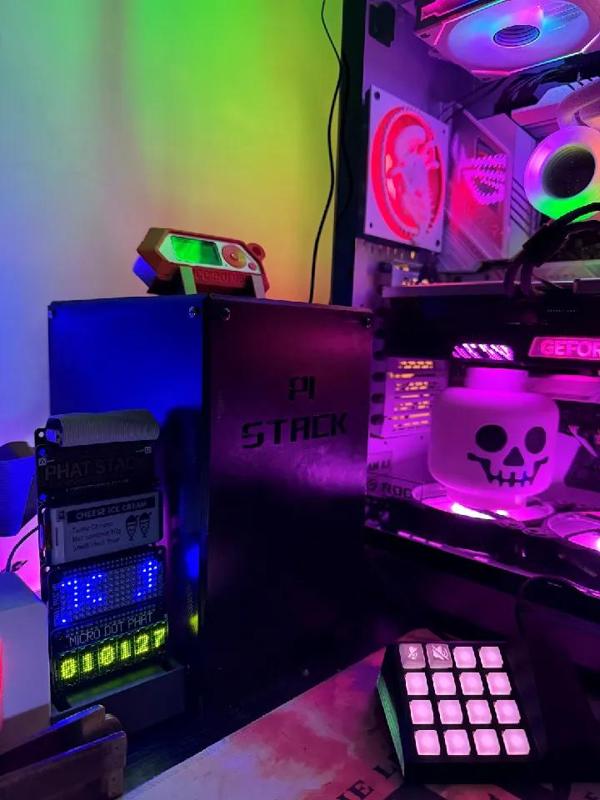 Pi Stack - A PC style case for Pi's and other things!   