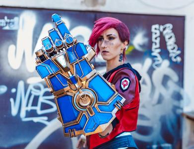 Arcane Vi Mechanical Gauntlet