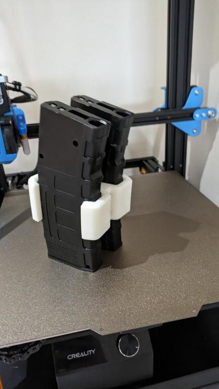 Wells Gel Blaster Mag Clip