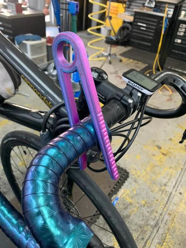 Bar-Pin: The bar tape 3rd hand - NOW FREE!   