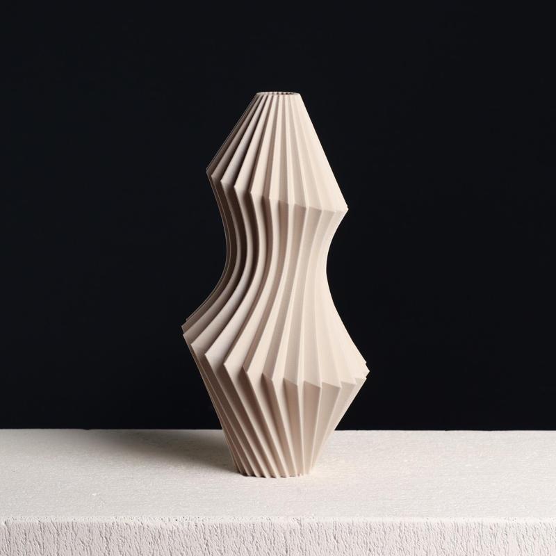 Sculptural Vase (Vase Mode) 