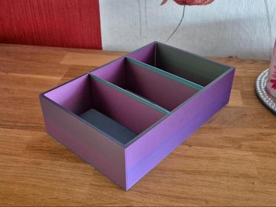 Storage box with separation
