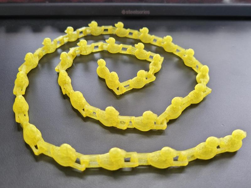 rubber ducky chain (over 75cm !)