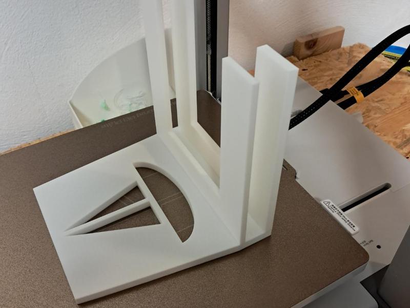Bookend for Shelf