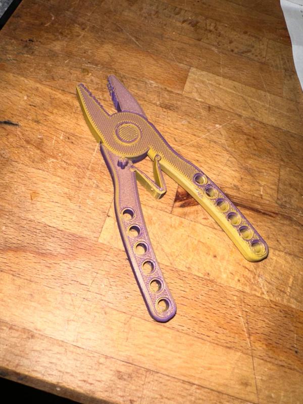 Technic Brick Pliers