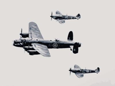 Lancaster PA474, Spitfire Mk IX and Spitfire IIa