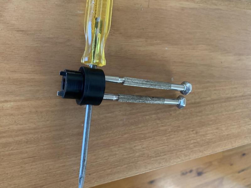 NEQ6 Split Nut Tool