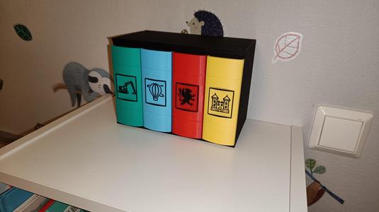 Pixi-book container