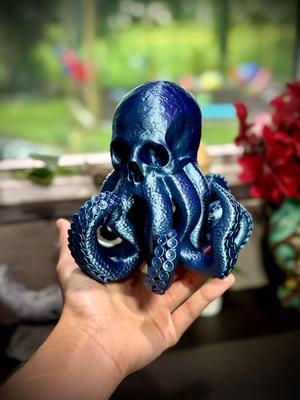 Skull Octopus Decor and Lamp