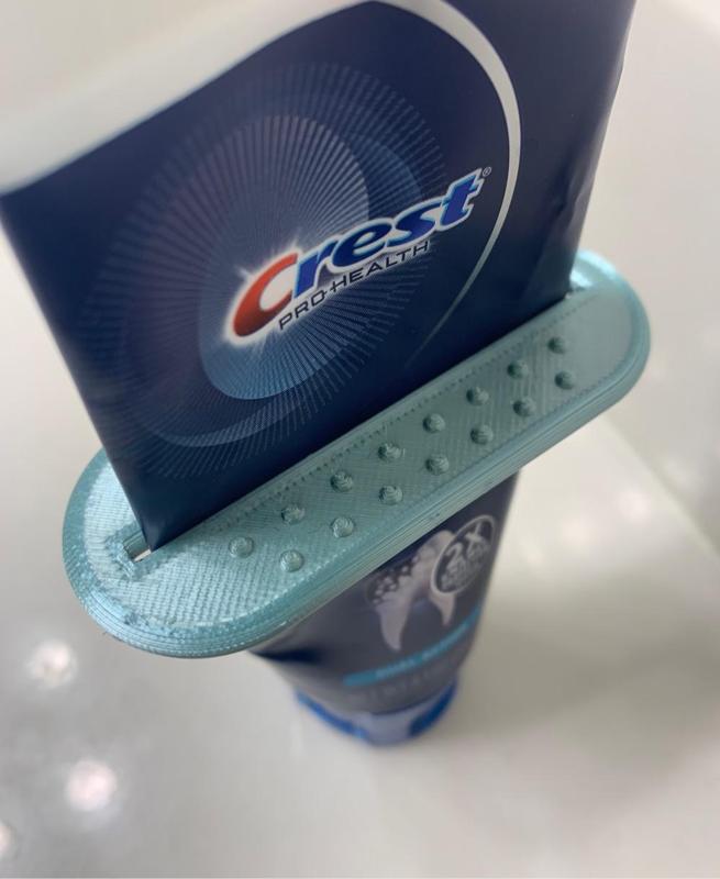 Toothpaste Squeezer