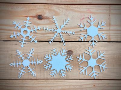Snowflake Scatter Decorations