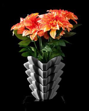 Trilo Flower Vase by MODERN MACHINE