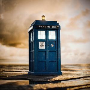 The TARDIS (Doctor Who) Police Box | Simplified Version
