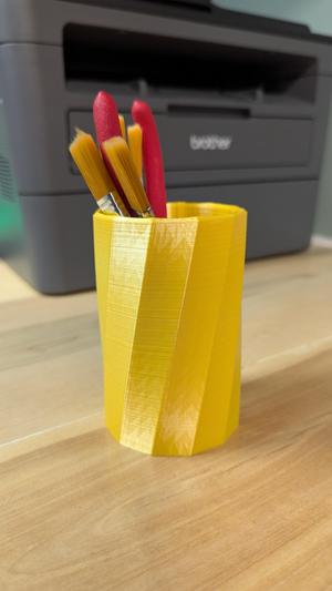 porte crayon ou pot a fleur