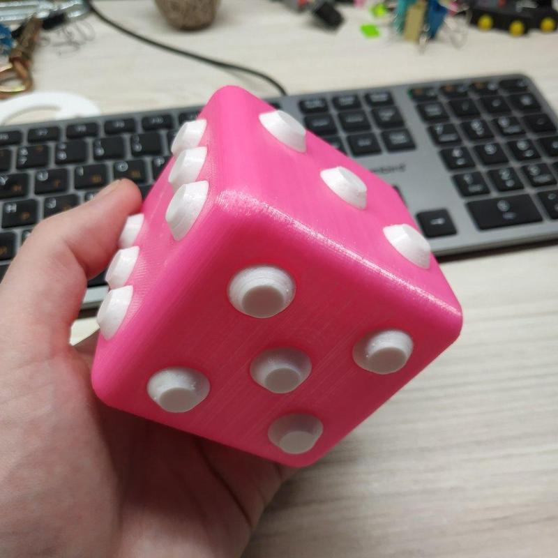 Cube dice