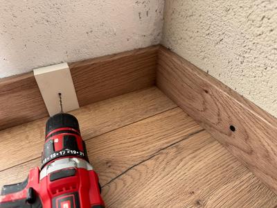 Flooring skirt drill guide 80 x 15  can be resized