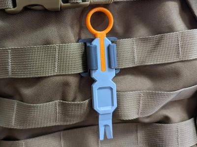 QUICK-CLIP: MOLLE Tick Removal Tool