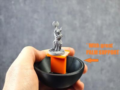 Handle for quick miniature painting plattforms