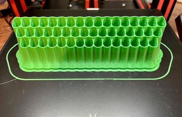 Modified 48 art pencil holder with staggered heights